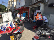 بالصور: إصابة طفيفة لسيدة بحادث دهس في مدينة يافا 